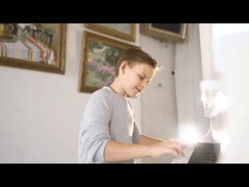 Despacito (Piano Cover)-Demian Shyian